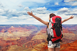 A women backpacking through Arizona